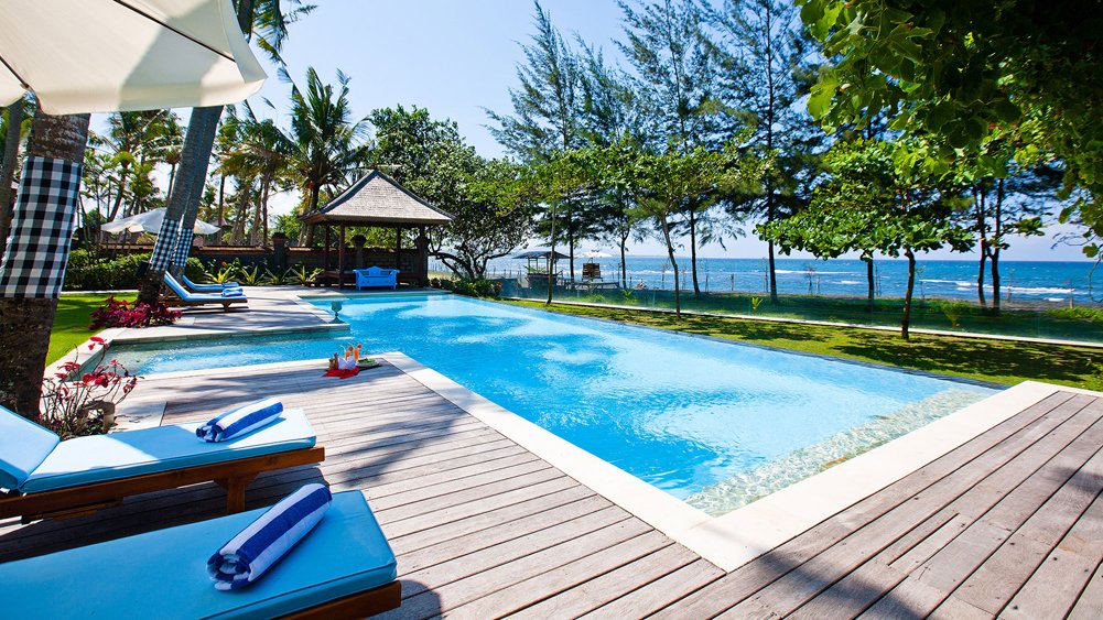 Puri Nirwana - Absolute beachfront